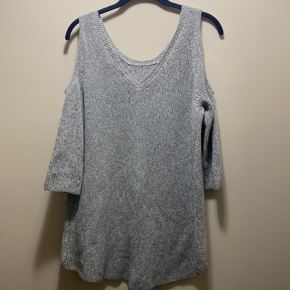 Express Top - Picture 2 of 3